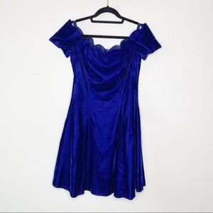 90’s vintage Roberta Midnight Blue Velvet Mini Dress